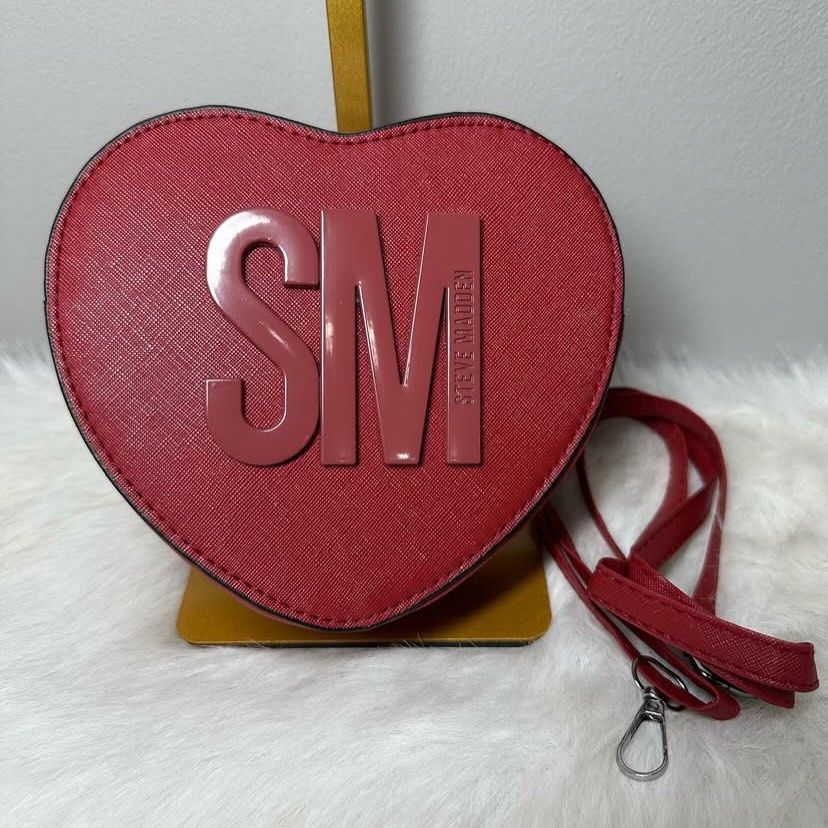 Heart-Shaped Letter-Detail Shoulder Bag, image 2 of 4
