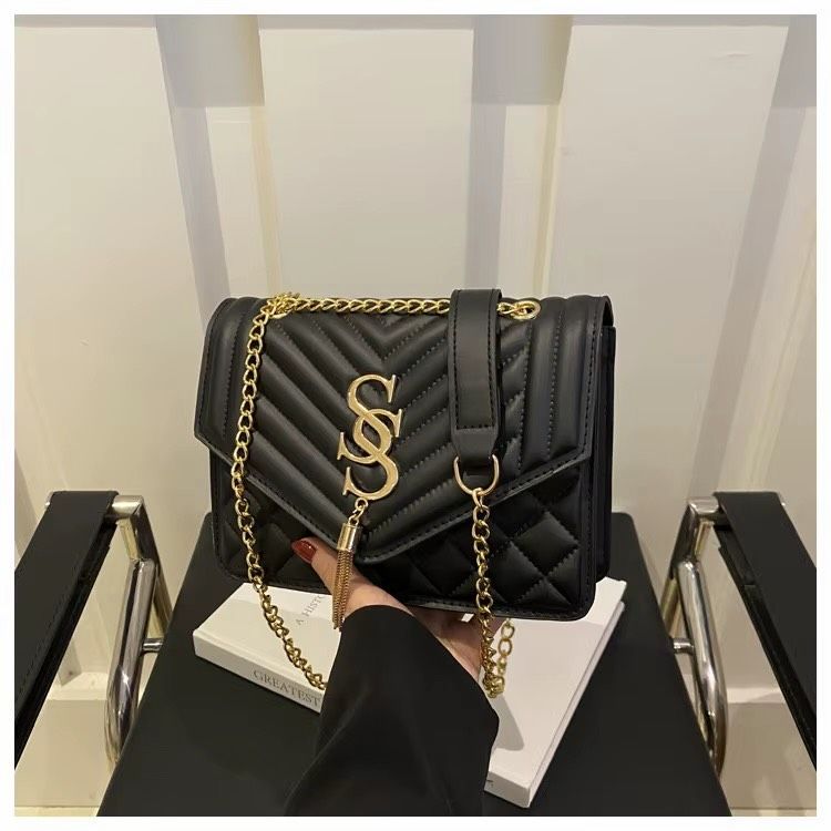 Chevron-Stitch Tassel Shoulder Bag, image 3 of 6