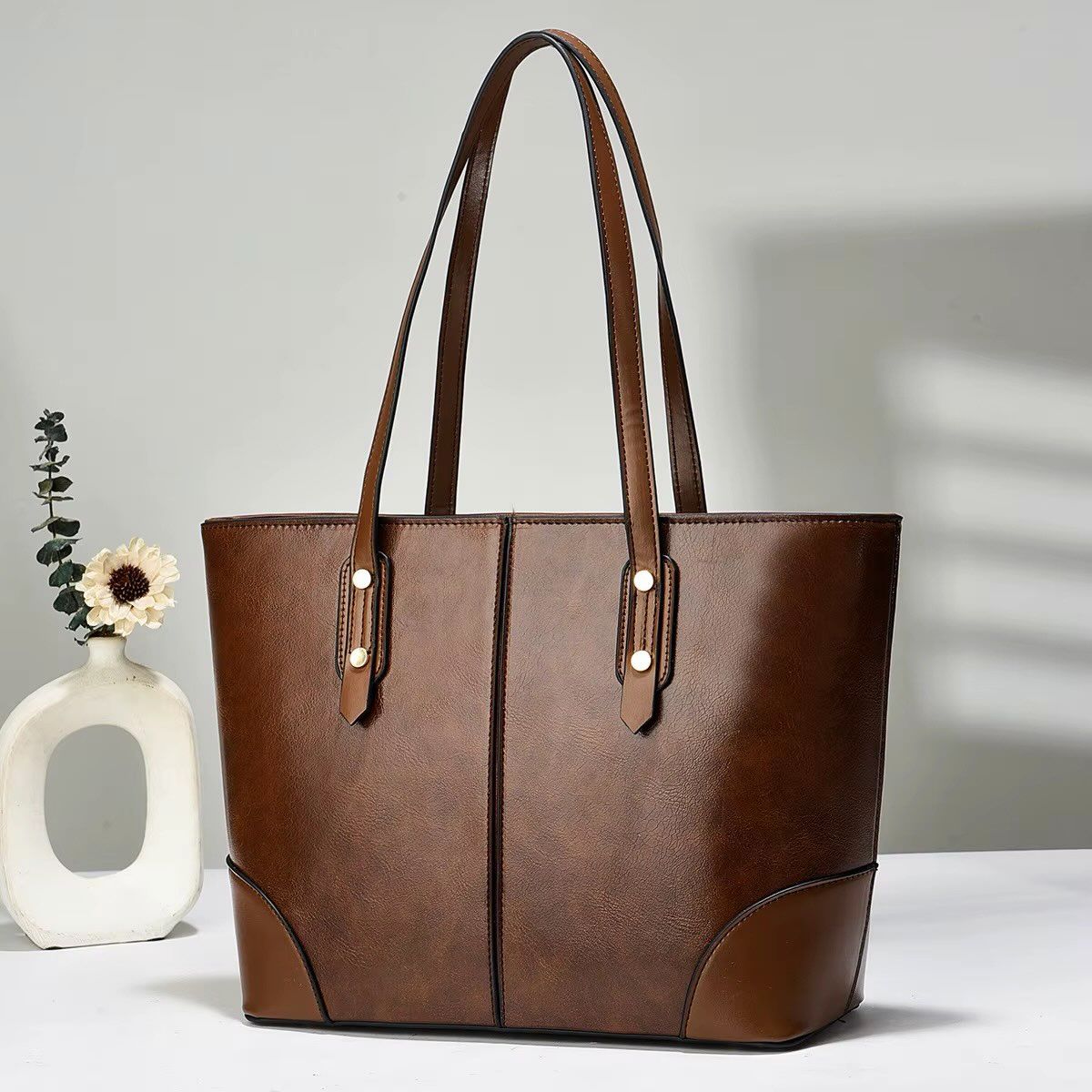 Wholesale · Pack of 3 · Contrast-Corner Shoulder Tote, image 2 of 4
