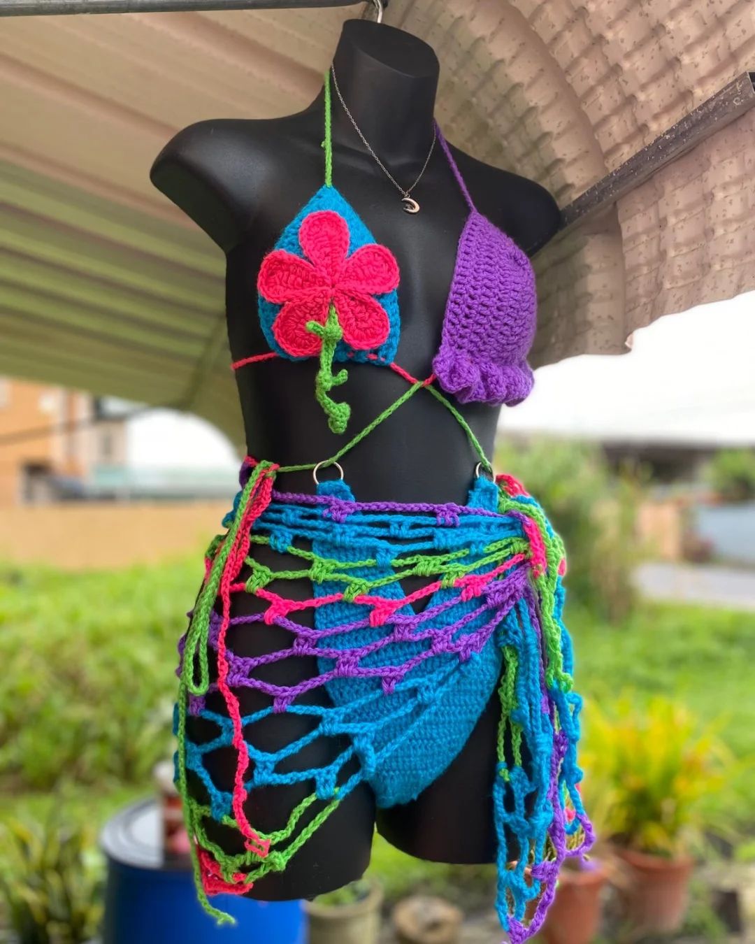 Multicolour Crochet Outfit with Floral Detail, image 3 of 4